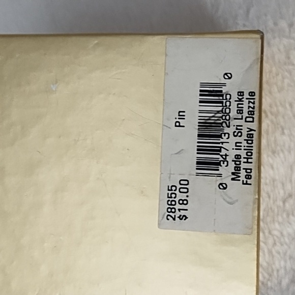 Vintage Rare Gold Bow Ribbon pin by Monet - Picture 3 of 4